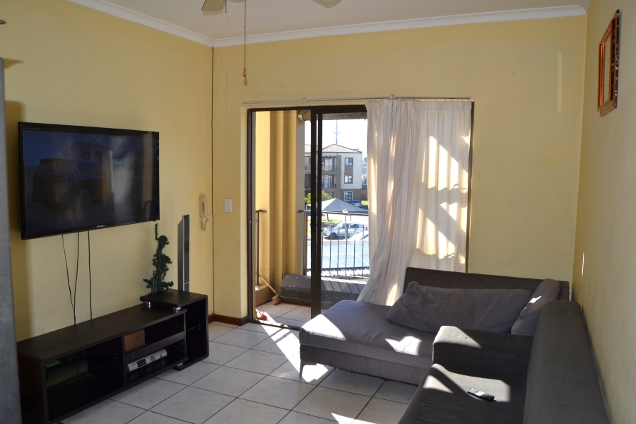 2 Bedroom Property for Sale in Guldenland Western Cape